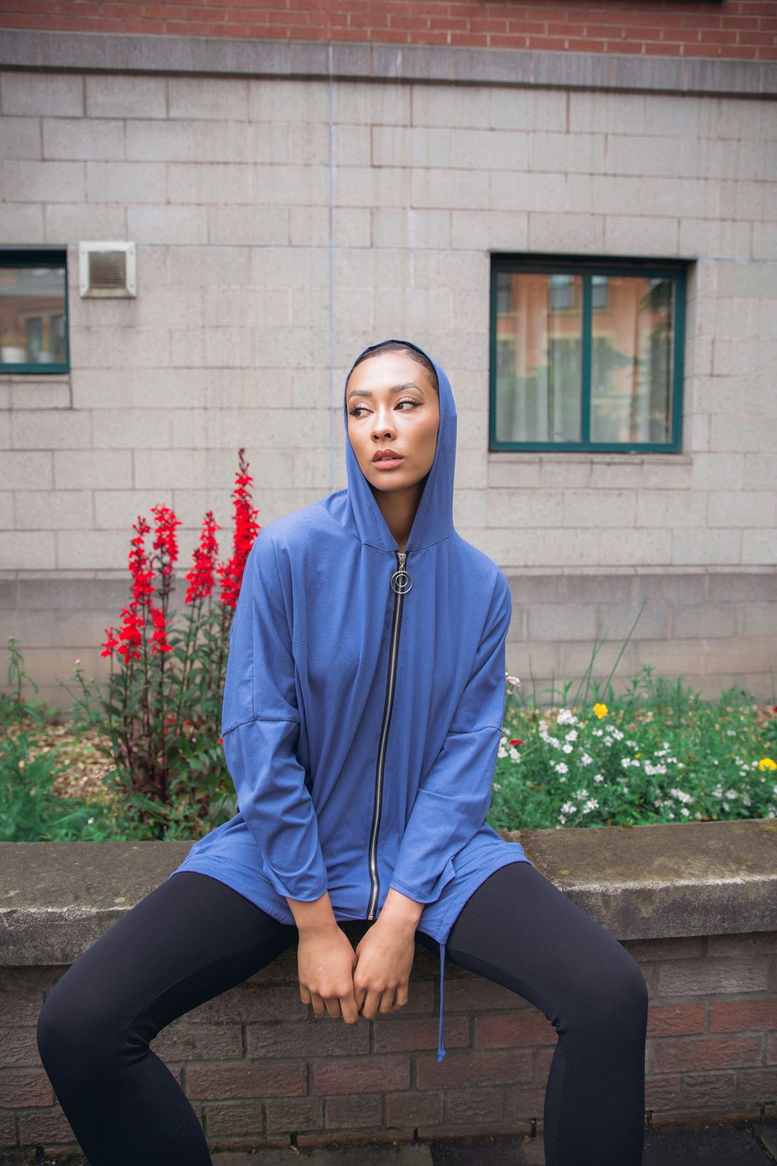 plain drawstring hem hoodie
