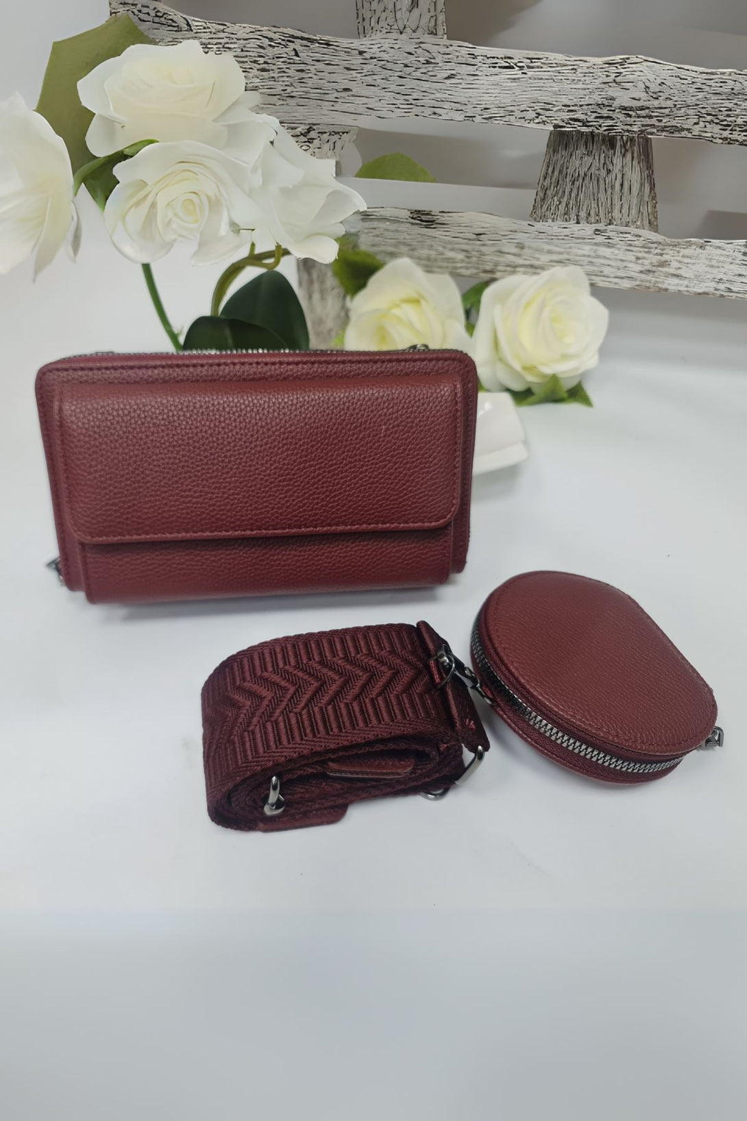 womens adjustable strap small crossbody
